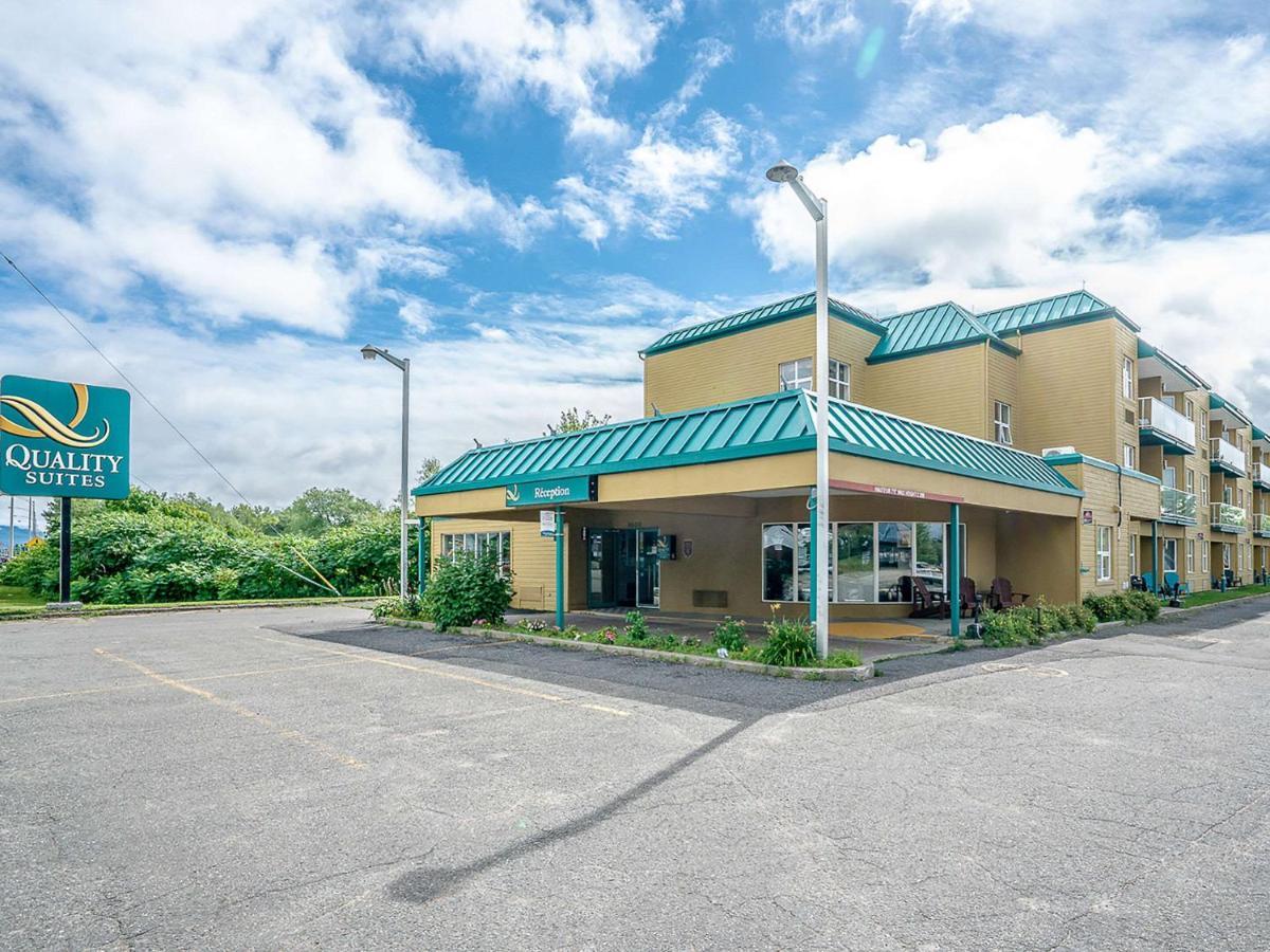 Quality Suites Sainte-Anne-de-Beaupre Bagian luar foto