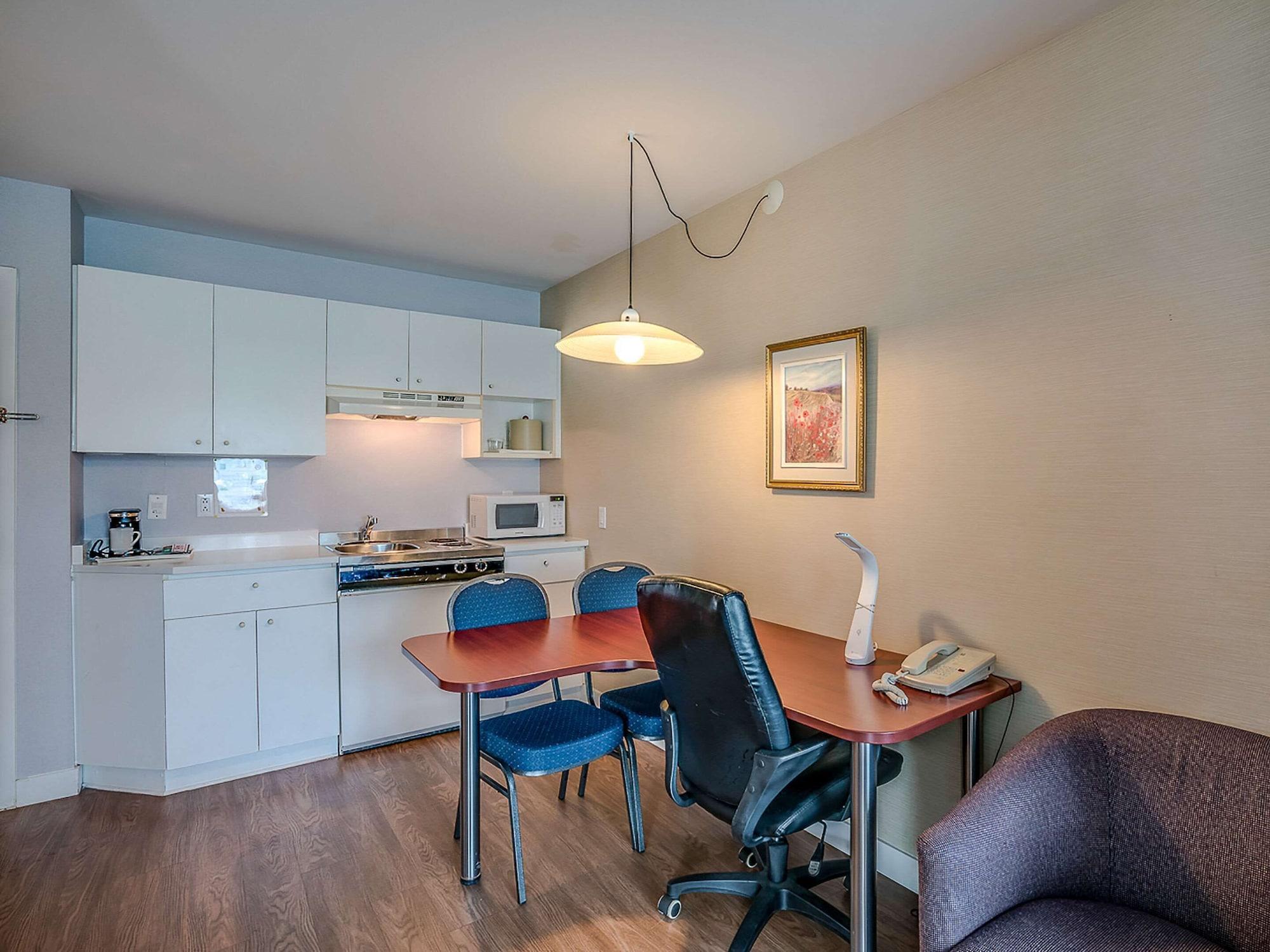 Quality Suites Sainte-Anne-de-Beaupre Bagian luar foto